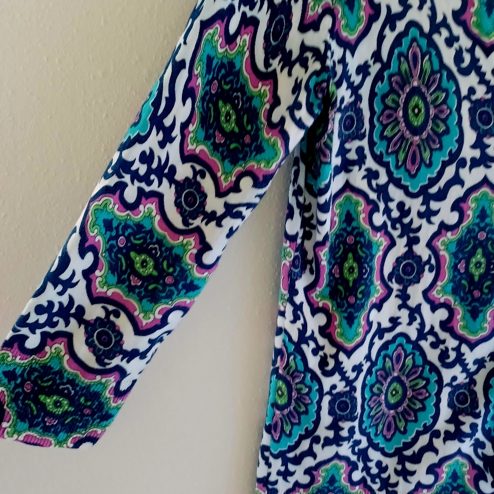 TALBOTS Floral Buttoned Top, size Mp - Picture 3 of 12